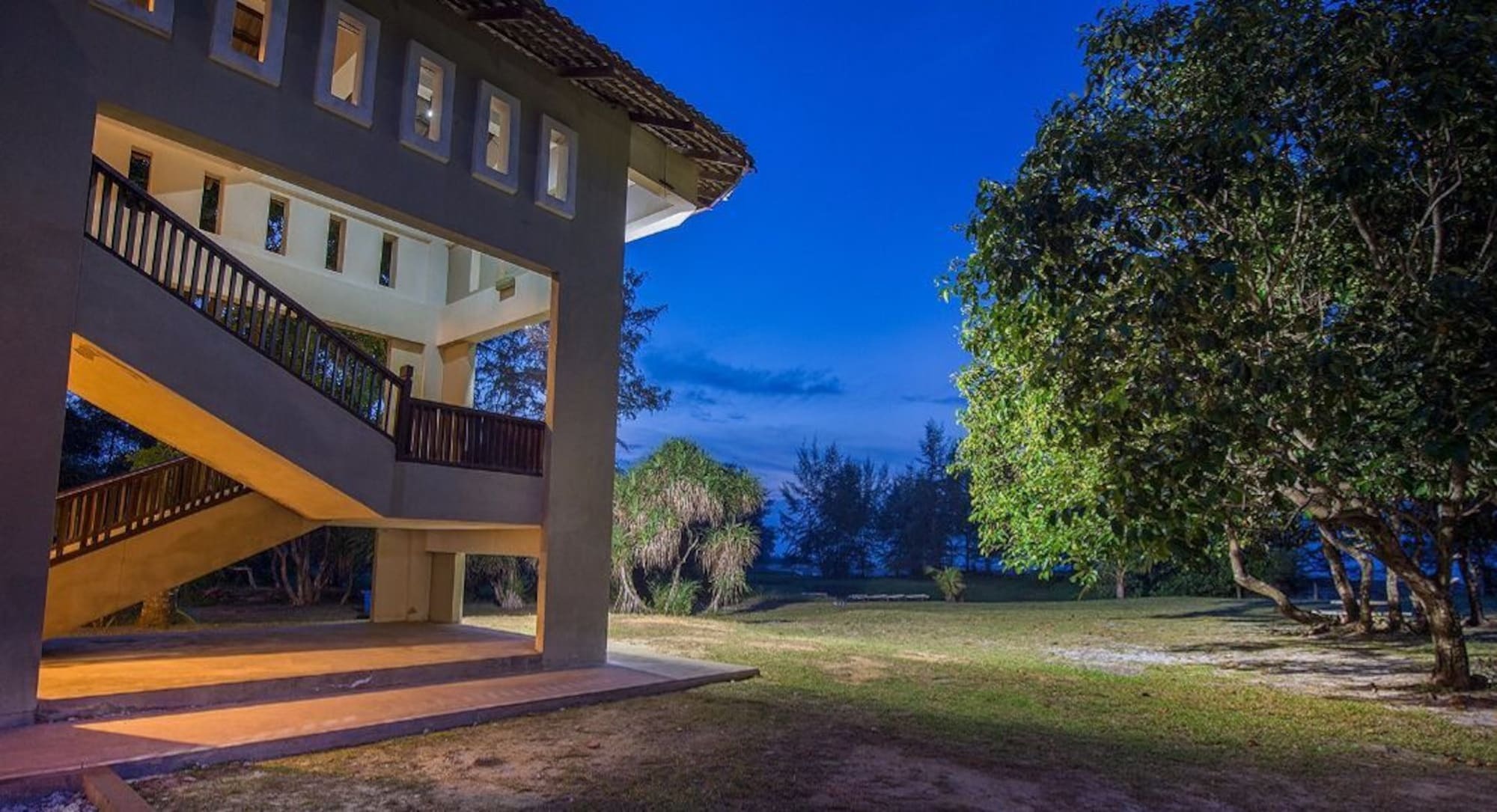 Erya By Suria Merang Exterior photo